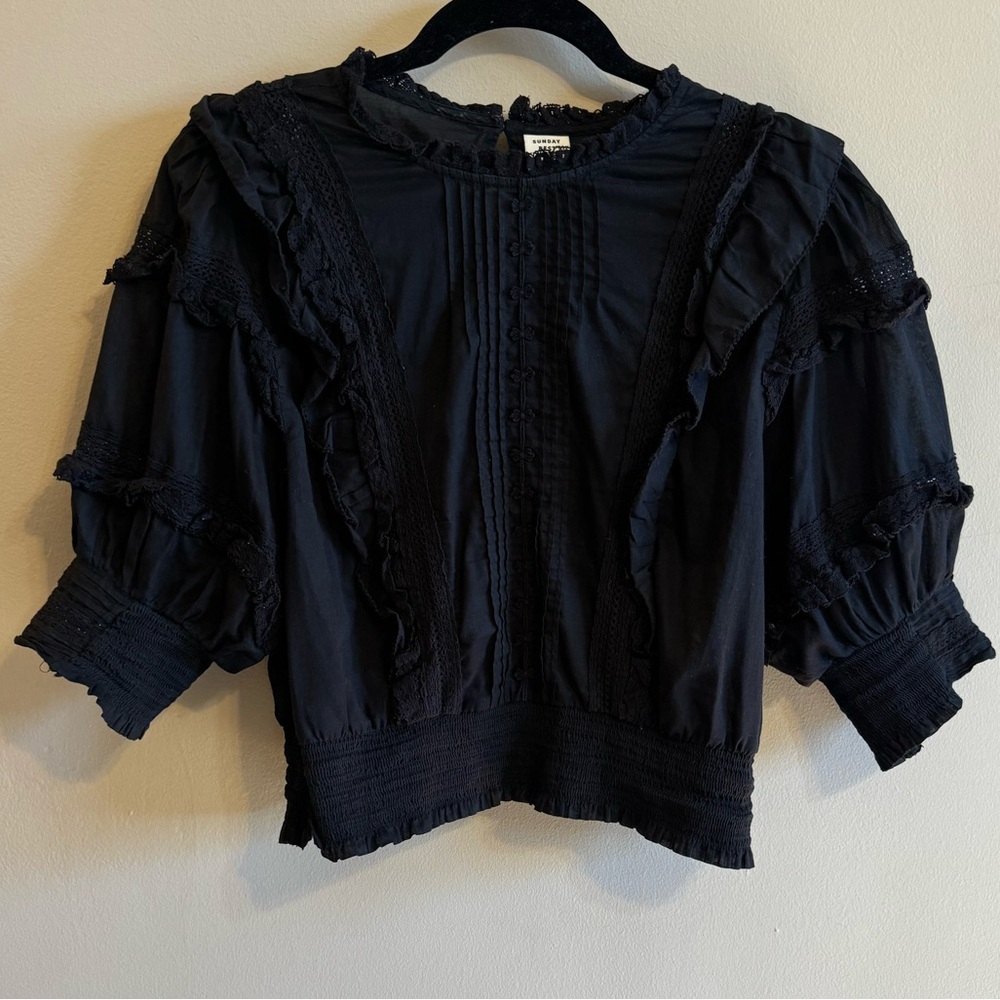 Elegant Black Ruffled Women's Top - Picture 1 of 5
